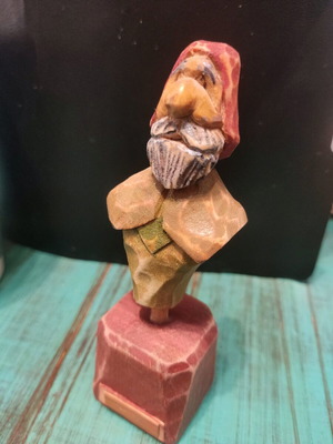 Wooden small bust used, height 12.5 cm