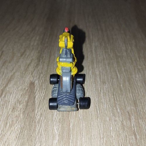 Skateboardmania Ra-ta-ta collectible skater figure like new