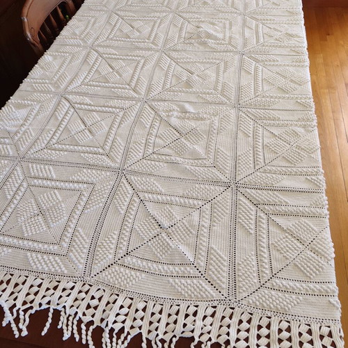 Handmade knitted blanket like new 160x210