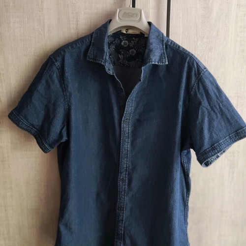 Chromosome short-sleeve shirt blue Small used