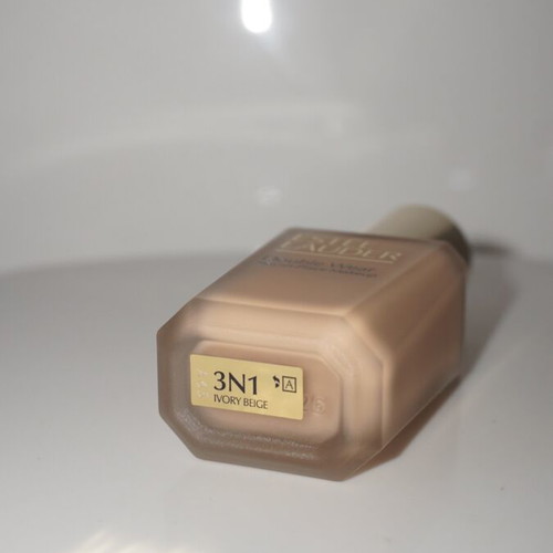 Estée Lauder Double Wear Foundation new, shade 3N1 Ivory Beige