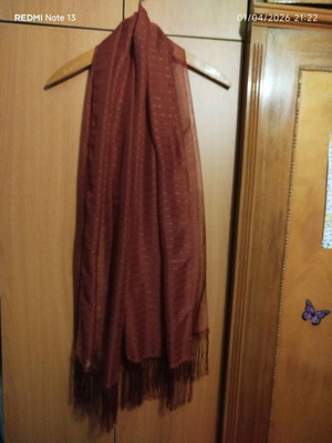 Bordeaux scarf like new