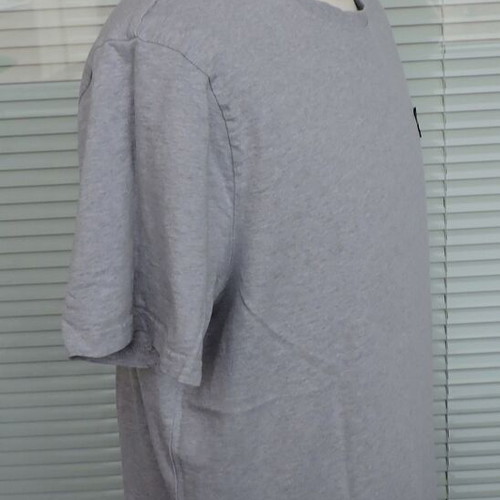 Lyle and Scott men's grey round neck T-shirt like new, size large