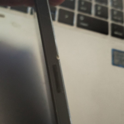 Apple iPhone 5 16GB black, fully functional without SIM tray
