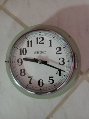 Seiko 24 V Ship Wall Clock like new, collectible