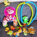 Baby toys gym set like new, musical functions working