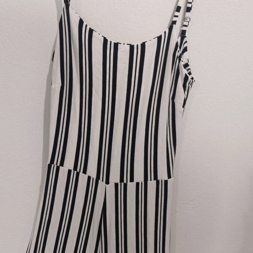 Striped one-piece jumpsuit like new with back opening, size S