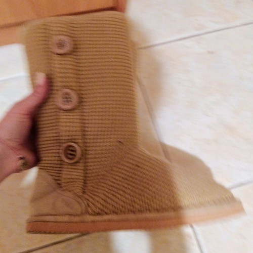 Boots with knitted texture and buttons size 36.5 new