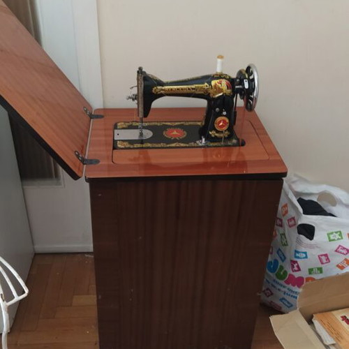 Mercedes sewing machine used