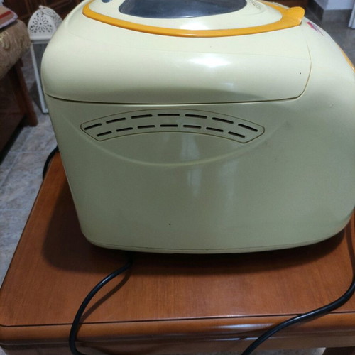 Bread maker used yellow with repaired bowl