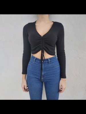 Black long sleeved top like new, size S