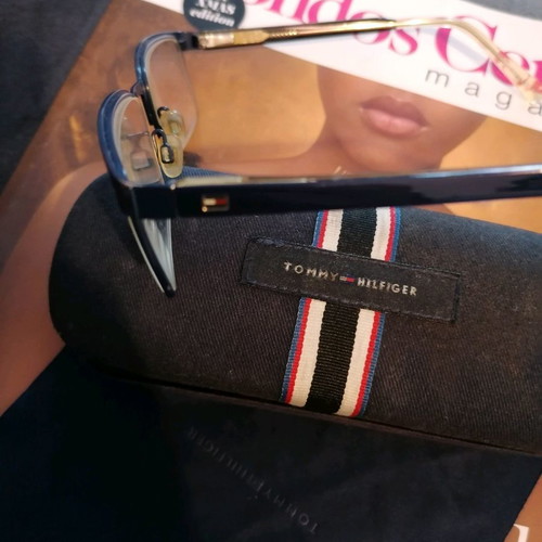 Tommy glasses frame used