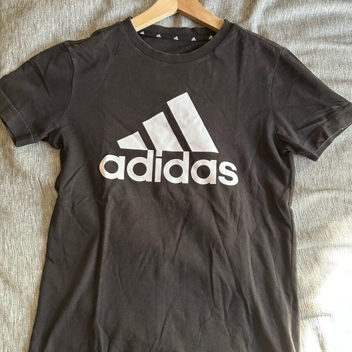 Adidas shirt for boys used, good condition