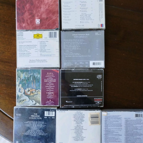 9 classical repertoire CDs like new, 2 are double