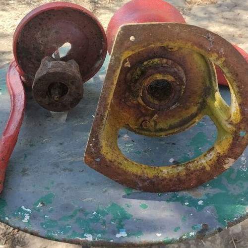 Touloumpa hand water pump used, Glavanis No 3 cast iron collectible