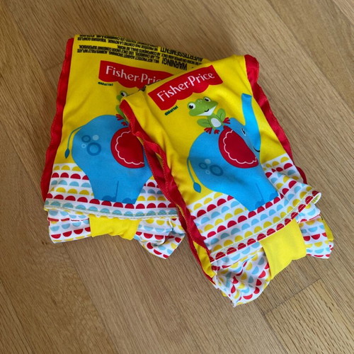 Fischer Price armbands like new S/M 11-18kg