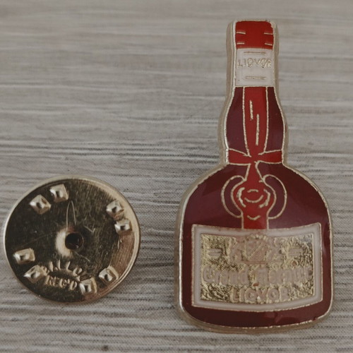 Small Grand Marnier Liovor promotional pin used