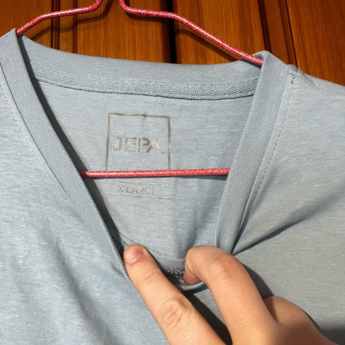 T-shirt new, size XL, blue