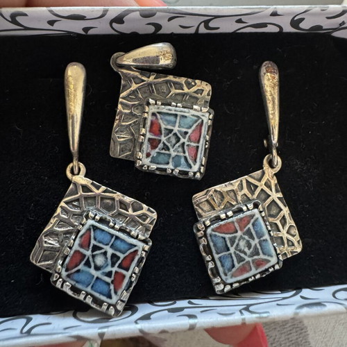 Sterling silver 925 pendant and earrings set