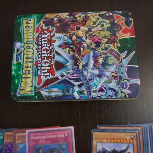 Yu-Gi-Oh! Lot of 100 Cards Like New with Sleeves