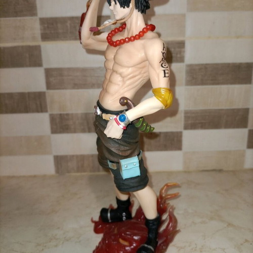One Piece Portgas D Ace figure like new, 24cm