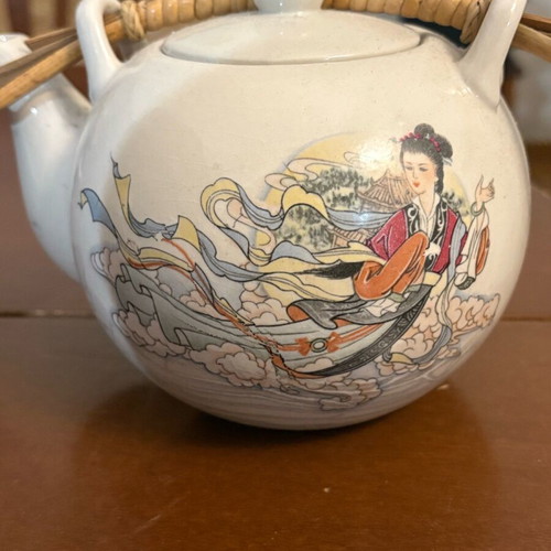 Feng Cheng ceramic teapot used, hand-painted, vintage 70s