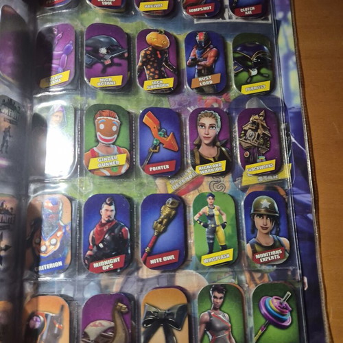 Fortnite metal tags albums like new, pack of 2