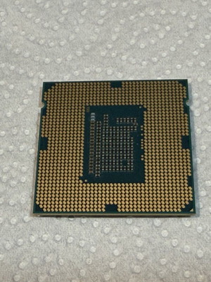 Intel Pentium G2020 processor used with cooler