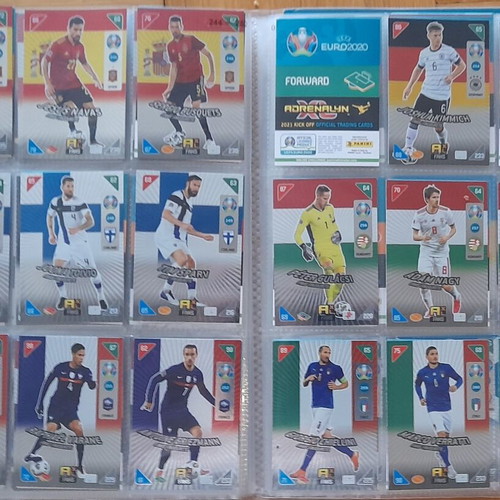 Euro 2020 Kick Off Adrenalyn XL album with 346/405 cards like new