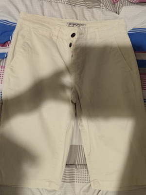 3Guys men's beige shorts like new