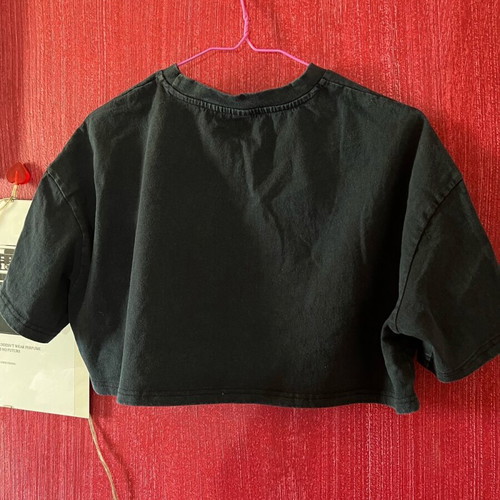 Shein crop top short sleeve like new, size M