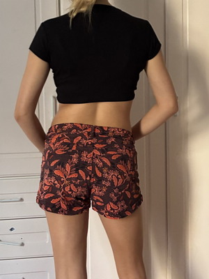 H&M Paisley Print Denim Jean Shorts Size M Like New