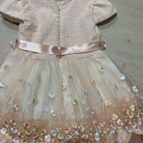 Dress 24-36 months like new