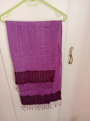 Purple scarf (pashmina) like new with silver stripes cotton