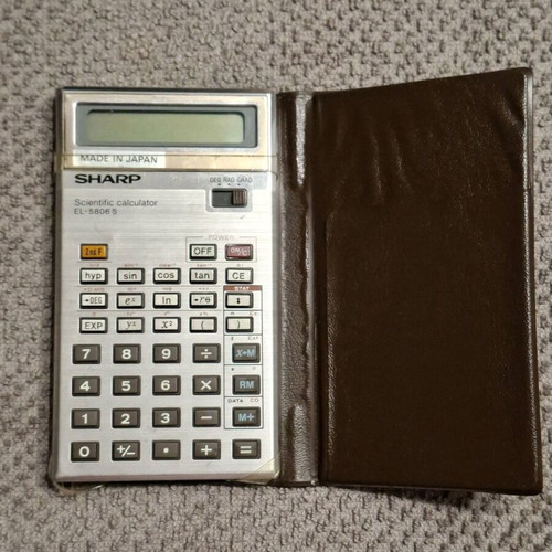 Sharp EL-58065 Scientific Calculator like new, 44 functions