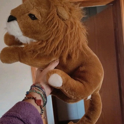 Stuffed animal lion medium sized like new