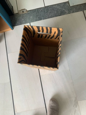 Y2K cardboard storage basket
