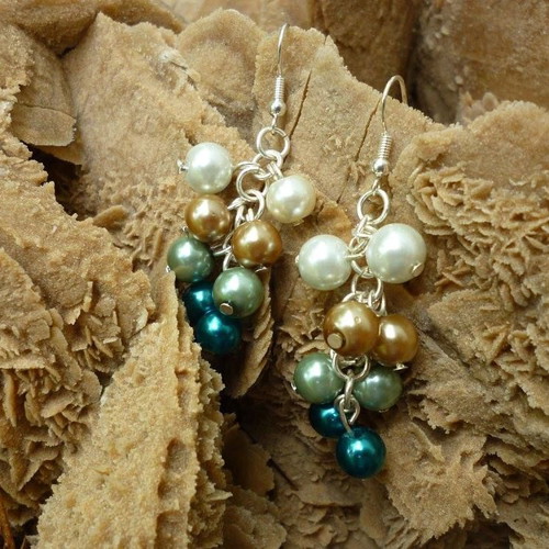 Handmade earrings with glass pearls multicolor