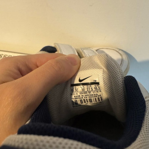 Nike athletic shoes used, size 27.5, black and white