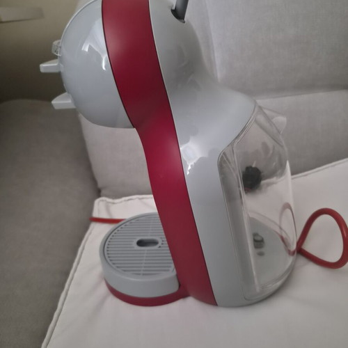 Nescafé Dolce Gusto Mini Me Krups coffee machine used