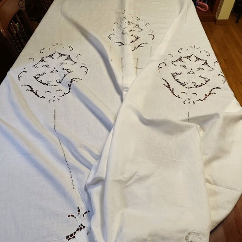 Handmade cutwork curtain like new 190x290