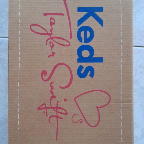 Keds Taylor Swift shoes collectible, like new, size 39