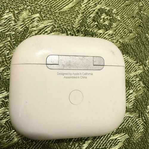 AirPods 3 used