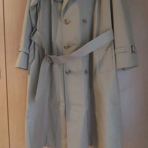 DAKS trench coat like new, beige, size XL