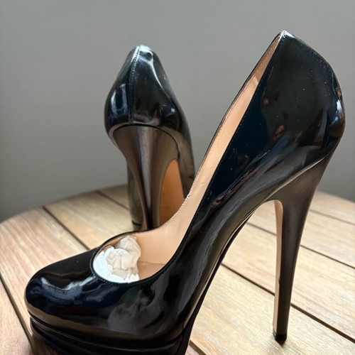 Casadei patent leather pumps like new, black, size 37.5