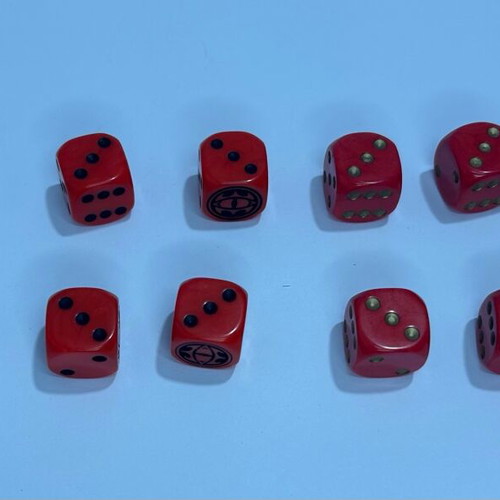 Combat Hex 2004 Sabertooth Games Dice pack of 13 like new