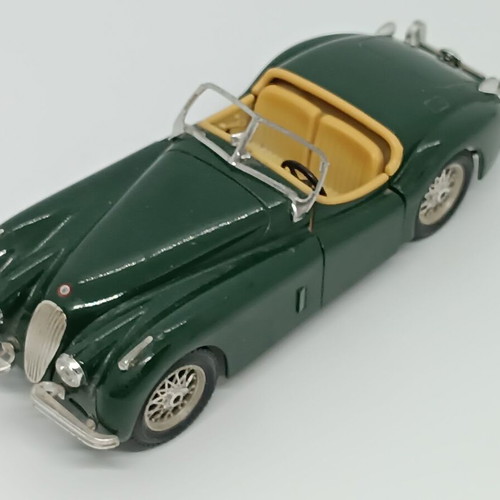 Αυτοκίνητο Jaguar XK 120 1949 Burago μεταχειρισμένο, χωρίς εμπρόσθιο παρμπρίζ