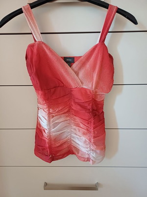 Mexx top bicolor medium like new with wide straps and ruching