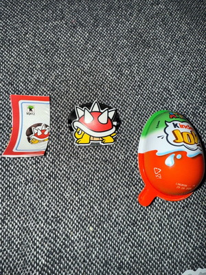 Kinder Joy Super Mario Spiny new