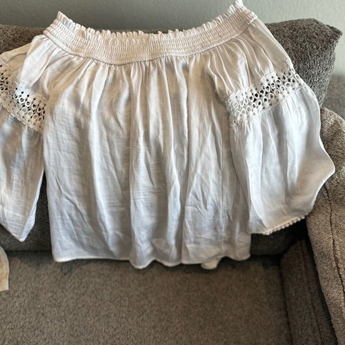 Blouses in excellent condition, size small-medium, pack of 7 pieces